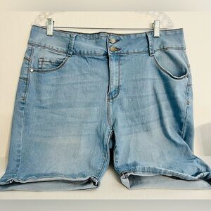 L’Square Women’s Jean Shorts